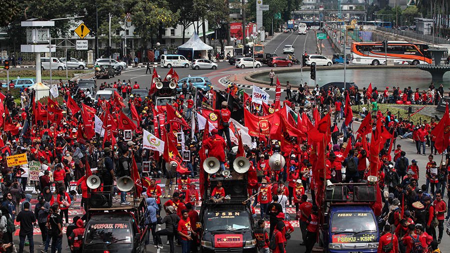 Lebih dari 200.000 Buruh Ikuti Aksi Damai May Day di Jakarta, Prabowo Bakal Hadir