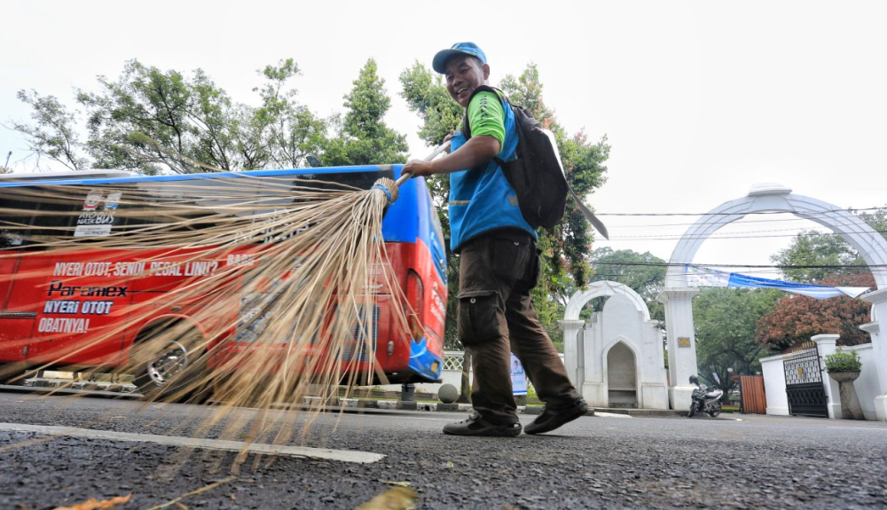 Farhan Apresiasi Penanganan Sampah Selama Long Weekend di Bandung