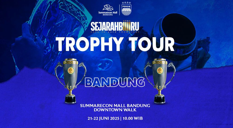Persib Gelar Trophy Tour di Summarecon Mall Bandung