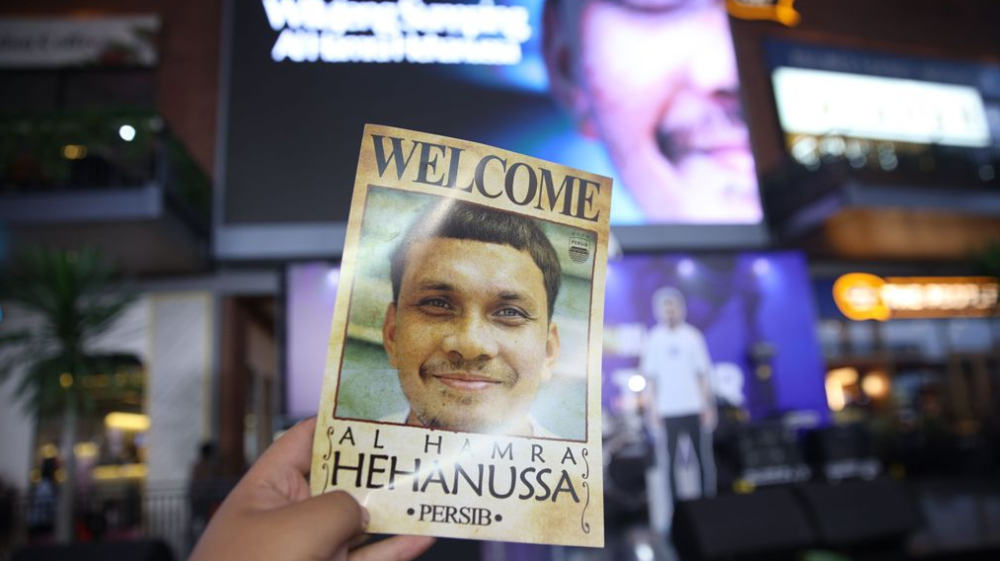 Persib Gunakan Media Jalanan Umumkan Rekrutan Baru Al Hamra Hehanussa
