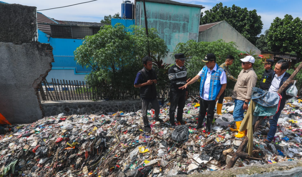 Erwin Tinjau TPS Bumi Asri, Dorong Warga Olah Sampah Mandiri
