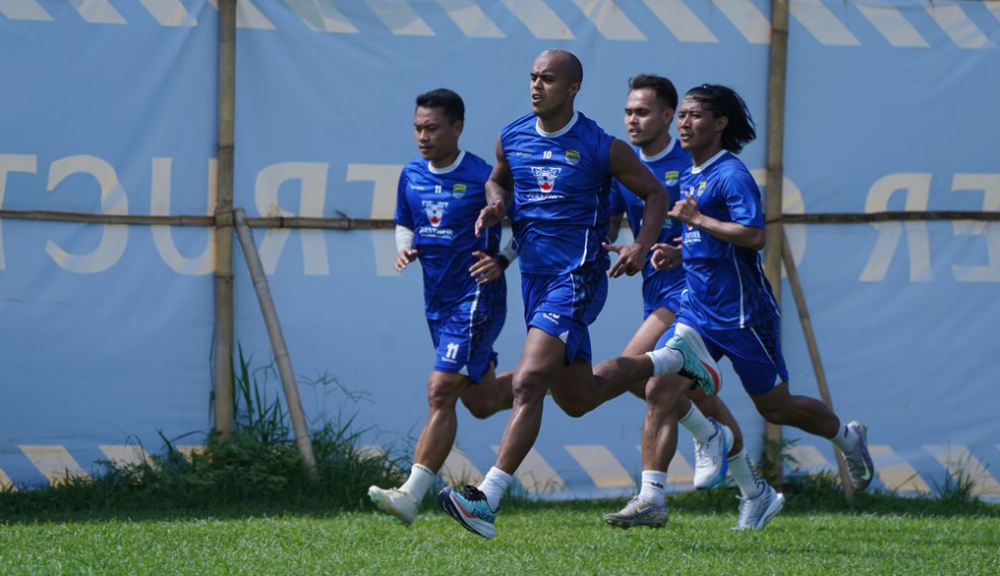 Petric Yakin Kebugaran Persib Capai 100 Persen di Laga Perdana