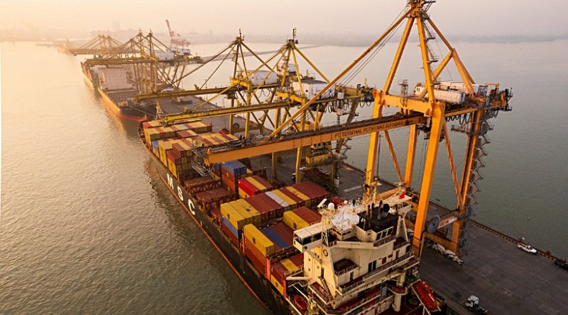 Ekspor-Impor Semester I Naik 13,64%, Pelindo Catat Lonjakan Arus Peti Kemas