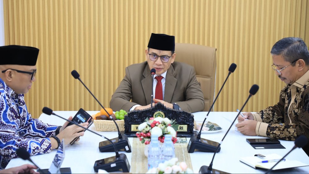 Viral One Piece, Wamenag: Tetap Kibarkan dan Bela Merah Putih