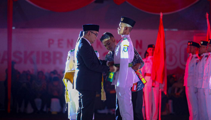 Farhan Resmikan Paskibraka Bandung untuk HUT RI ke-80