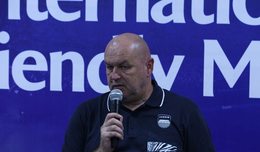 Bojan Hodak Isyaratkan Rotasi Pemain Persib Saat Hadapi Malut United