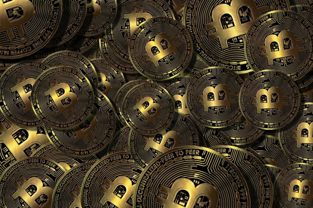 Bitcoin at Risk of a Major Drop as Rate Cut Hopes Fade