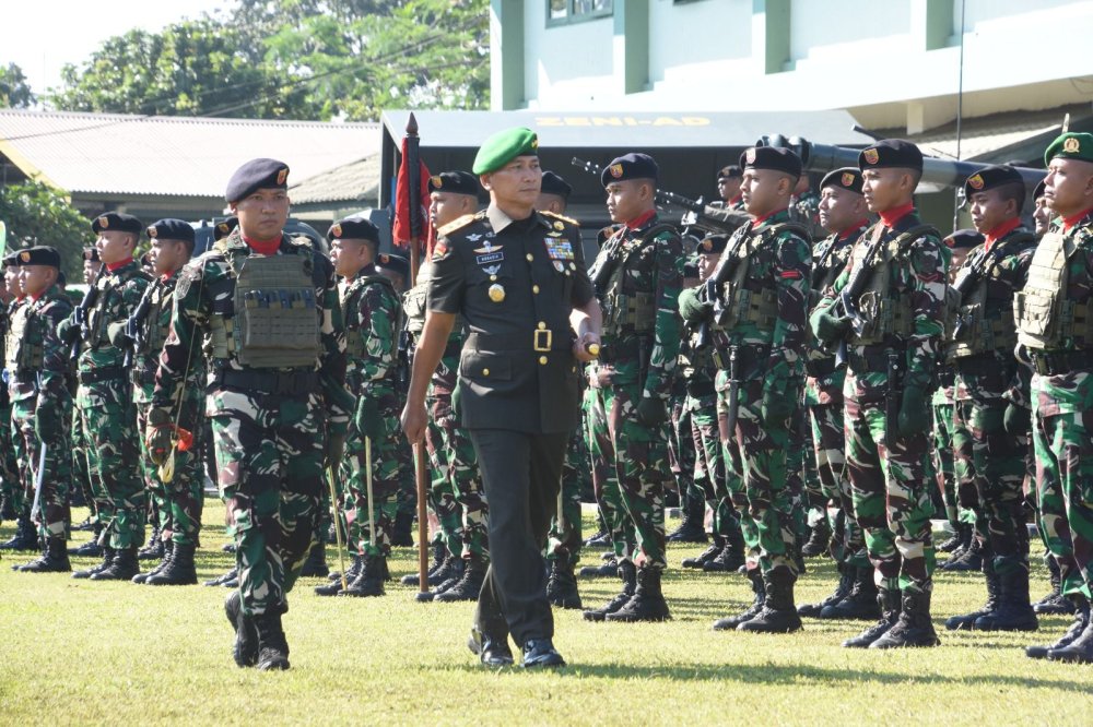 Regenerasi Kepemimpinan: Sertijab Komandan Yonkav 4/KC dan Yonzipur 3/YW