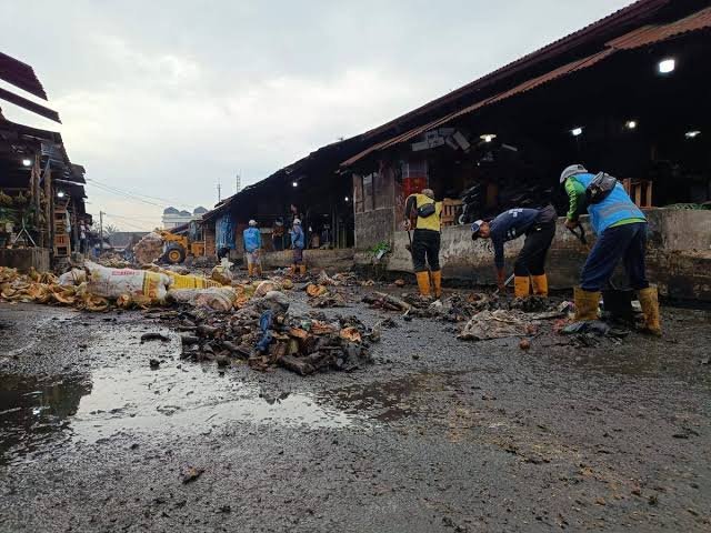 Pemkot Bandung Siapkan Sanksi Tipiring bagi Pembuang Sampah Sembarangan