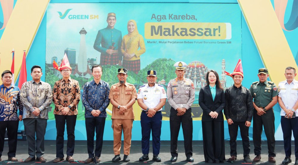 Green SM Resmi Luncurkan Layanan Taksi Listrik di Makassar