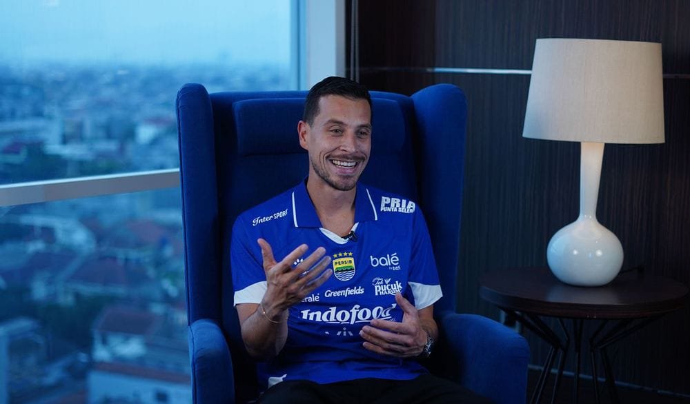 Gelandang Timnas Indonesia Thom Hay, Perkuat Persib di Musim Baru