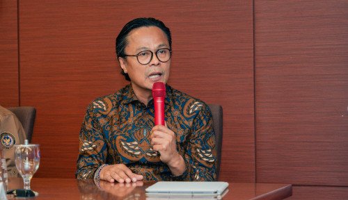 Prabowo Tunjuk Dony Oskaria Jadi Plt Menteri BUMN Gantikan Erick Thohir