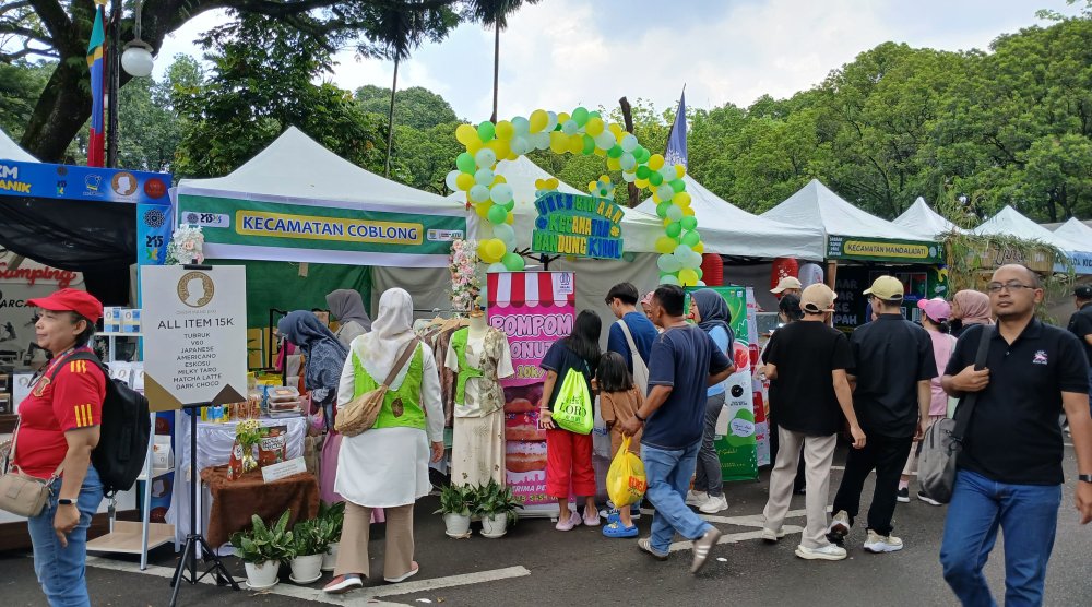 Yang Menarik dari Asia Afrika Festival 2025: Bayar Pakai Sampah