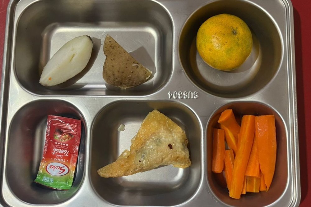 Menu MBG di SDN Mampang Depok Jadi Sorotan, SPPG Minta Maaf dan Janji Evaluasi