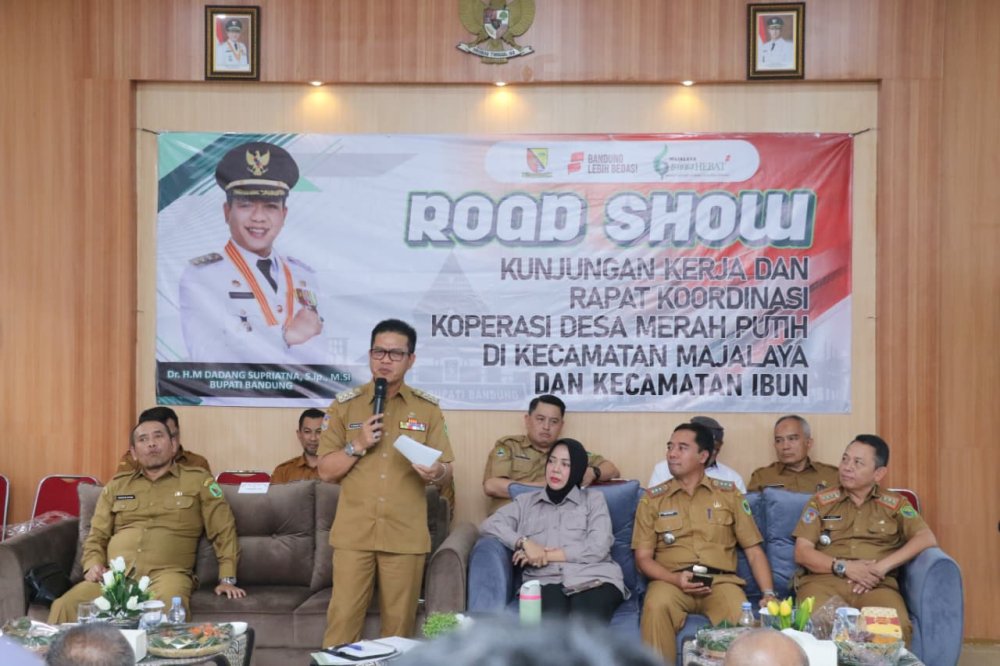 Kang DS Roadshow ke Majalaya dan Ibun, Dorong Koperasi Merah Putih Jadi Penggerak Ekonomi Desa