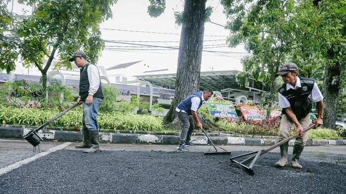Pemkot Bandung Kebut Perbaikan Jalan, Target 29 Kilometer Rampung Akhir 2025