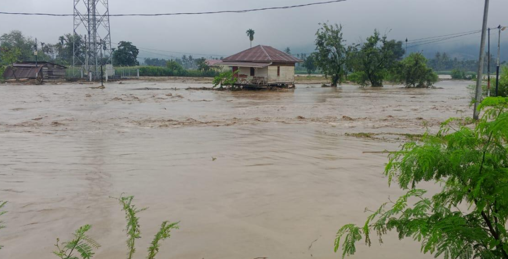 Aceh Tamiang Diterjang Banjir Besar, Mobilitas Lumpuh dan Penanganan Terkendala Akses