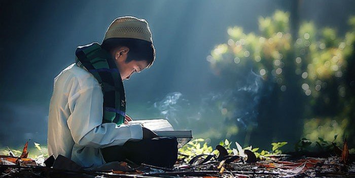 KHUTBAH JUMAT | Cintai Ilmu, Jadilah Pewaris Nabi