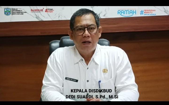 YRBK Kota Banjar Gelar Parade Puisi Guru Sambut Bulan Guru Nasional