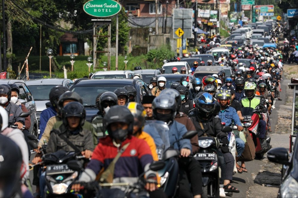 Nataru 2025/2026, Polisi Alihkan Jalur Motor ke Puncak Lewat Jalan Batutulis