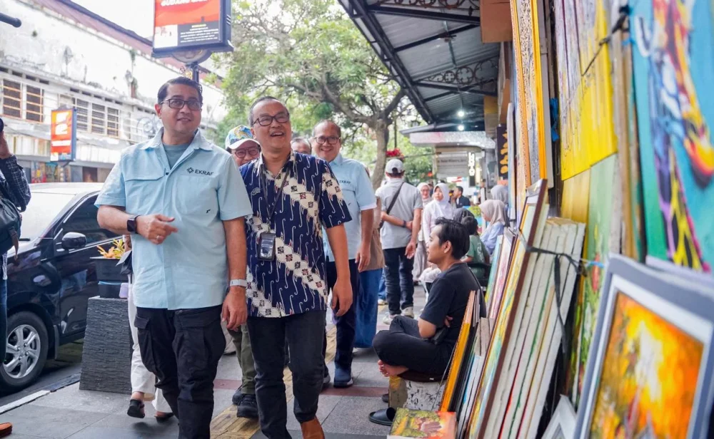 Dari Braga ke Cihapit, Menteri Ekraf Dorong Bandung Bangkit dari Tragedi Tantangan Ekonomi Lokal