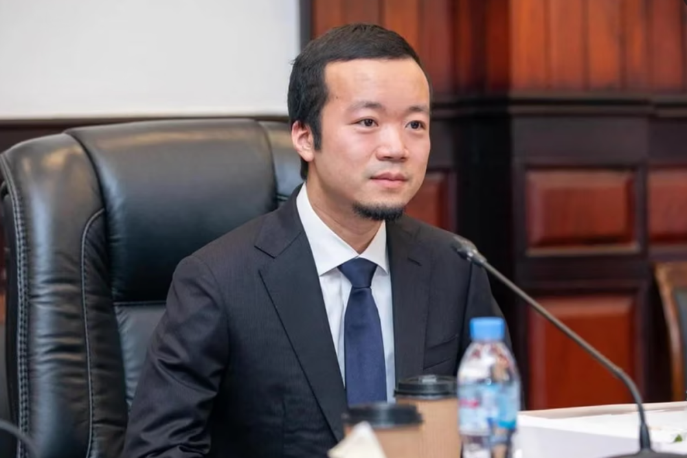 Dari Taipan Terhormat ke Tersangka Kejahatan Global: Penangkapan Chen Zhi Membuka Tabir Gelap Industri Scam Asia