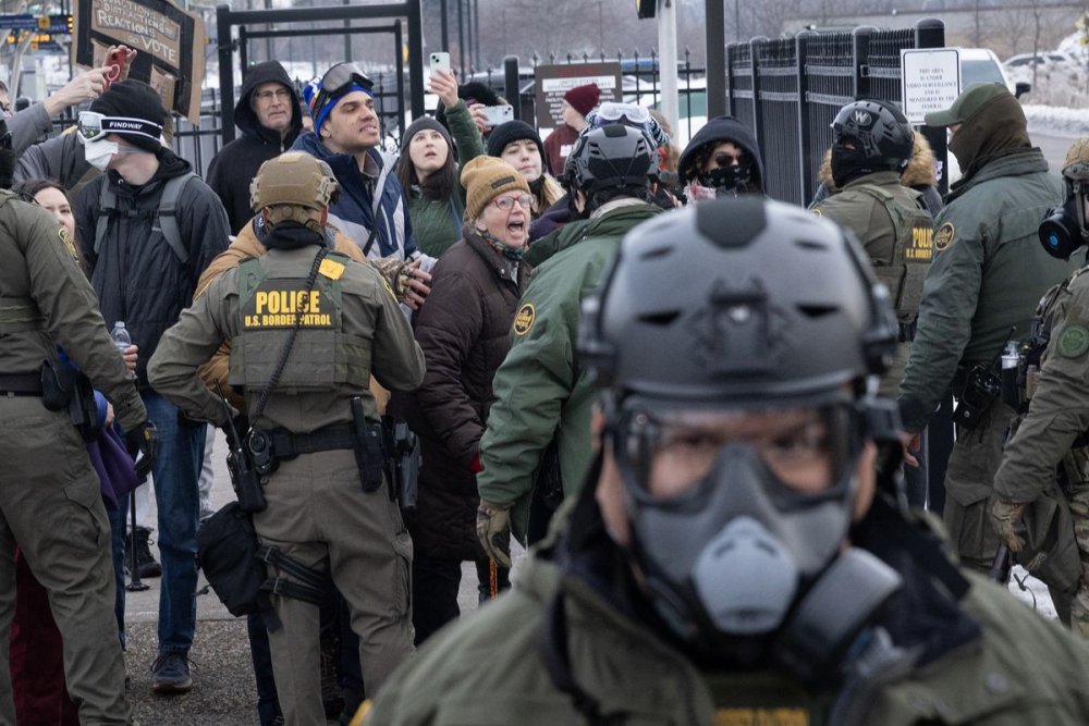 Minneapolis Terhenti Usai Penembakan Ibu oleh Agen ICE, Ketakutan dan Protes Meluas
