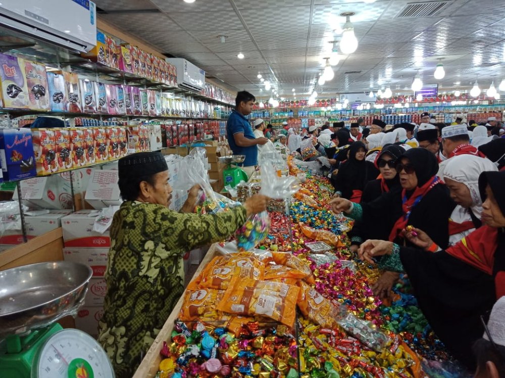 Kemenhaj Kembangkan Platform Digital Oleh-oleh Haji dari Produk Dalam Negeri