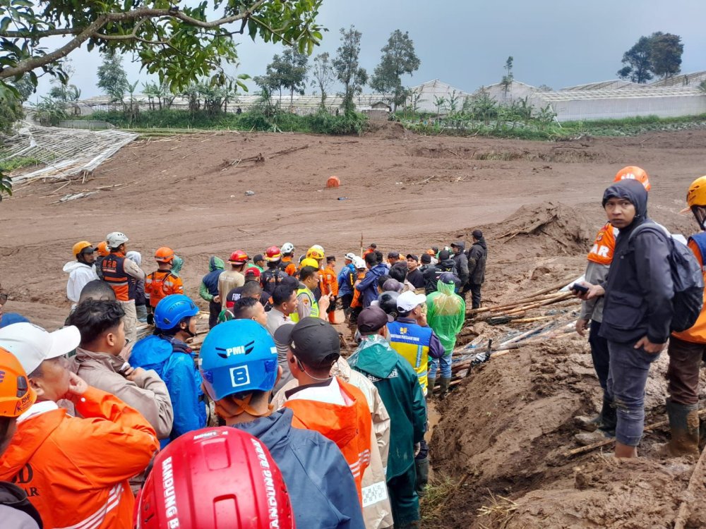 20 Jenazah Korban Longsor Cisarua Berhasil Diidentifikasi Tim DVI