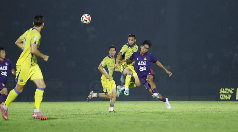 PERSIB Ditahan Persik 1-1, Wasit Jadi Sorotan