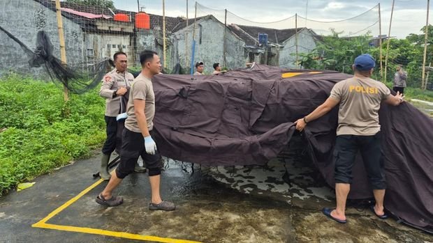 Banjir Rendam Permukiman Kibin, Polisi Buka Dapur Umum di Tengah Tragedi Terputusnya Aktivitas Warga