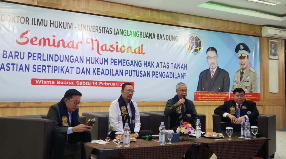 Mahasiswa S3 Ilmu Hukum UNLA Gelar Seminar Akademik Program Doktoral