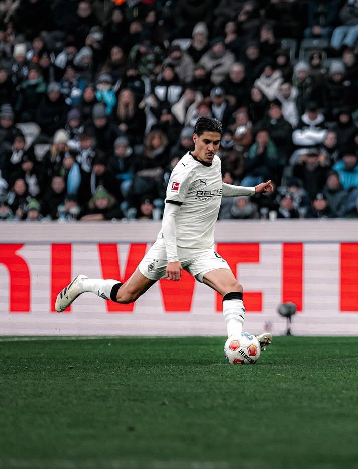 Kevin Diks Desak Gladbach Segera Berbenah: Konsistensi Jadi Harga Mati Hindari Degradasi