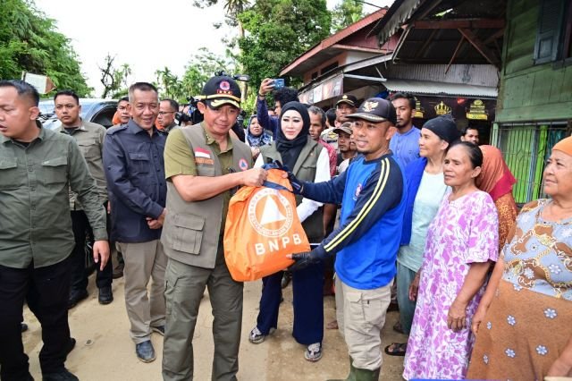 Di Tengah Puasa, Kepala BNPB Suharyanto Pastikan Bantuan Tiba, Lia: Inilah Wajah Negara