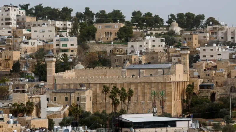Wali Kota Hebron: 'Kami Tidak Dilindungi' saat Israel Perluas Kontrol di Tepi Barat