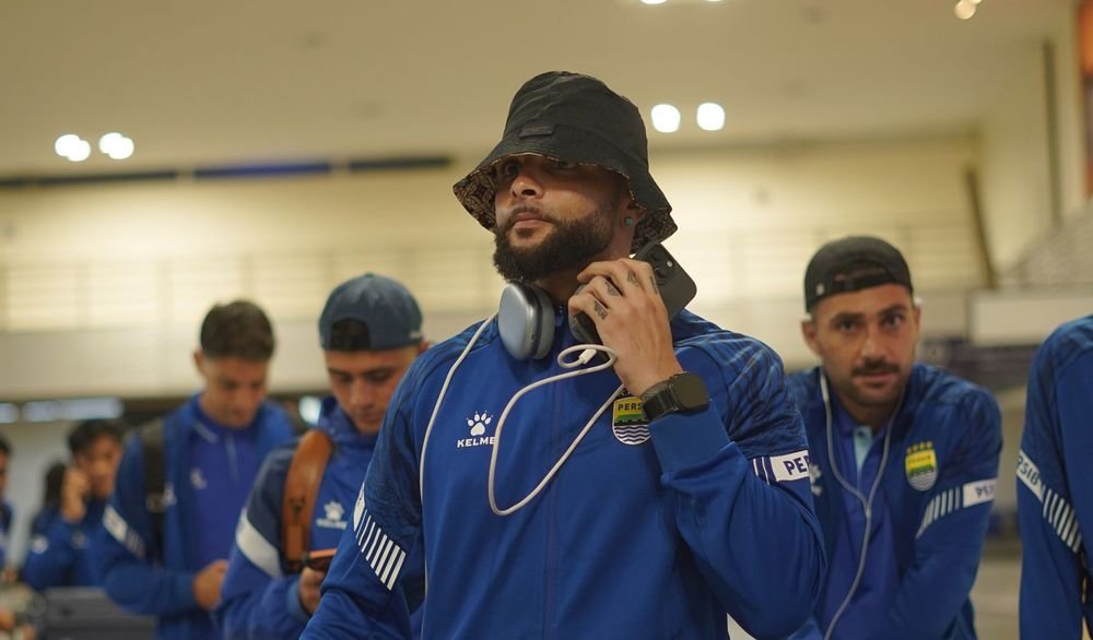 Persib Bawa Kurzawa ke Tailand, Target Menang di Leg Pertama 16 Besar ACL 2