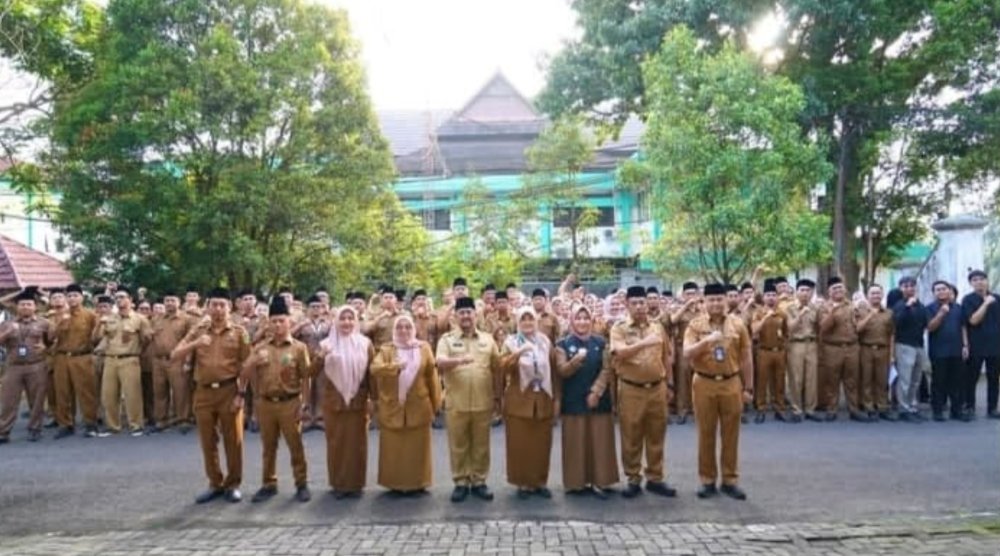 Disdukcapil Raih Predikat WBK, Tata Irawan: Komitmen Bersama Beri Pelayanan Adminduk Optimal Kepada Masyarakat