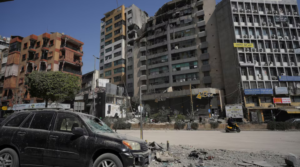 Serangan Israel Guncang Pusat Beirut