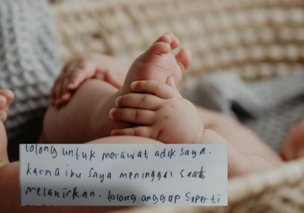 Mengharukan! Bayi Usia 2 Hari Ditemukan di Gerobak Nasi Uduk, Ada Surat Misterius