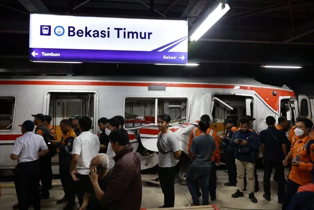 Imbas Tabrakan di Bekasi, 13 Perjalanan KA Jarak Jauh Dibatalkan