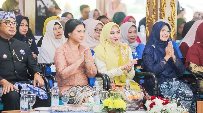 "Jangan Anggap Lemah", Farhan Gebrak Peran Perempuan