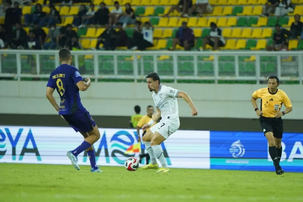 Hasil Persita vs Arema FC 0-1: Gol Free Kick Menentukan Kemenangan Singo Edan