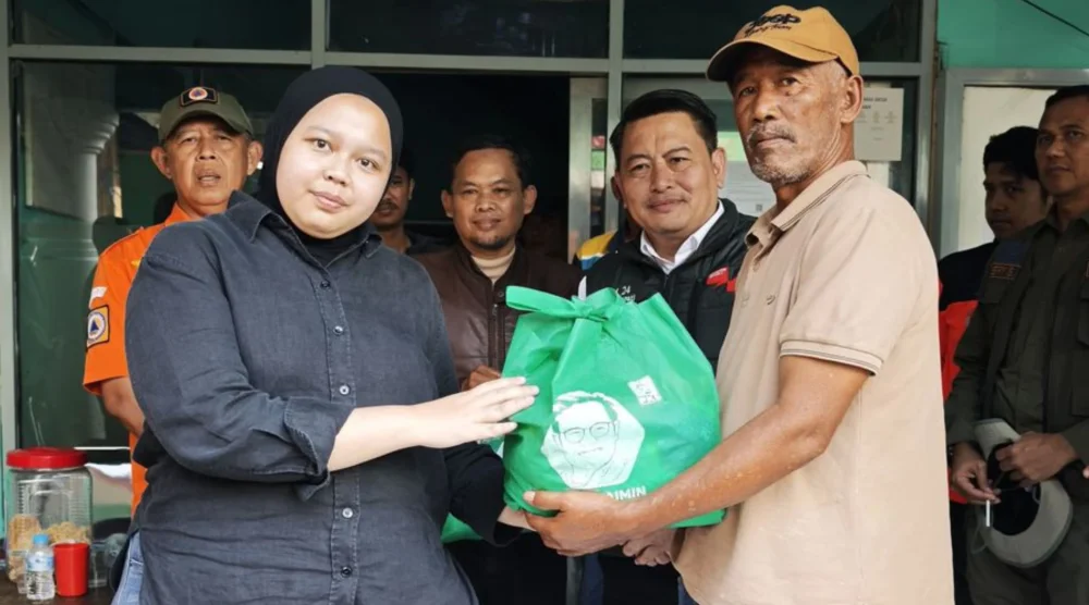 Humaira Salurkan Bantuan Gizi untuk 600 Balita Korban Banjir di Sukamanah