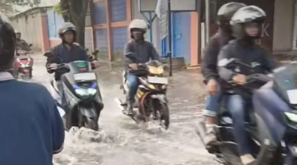 Banjir Baleendah Mulai Surut, Satu Titik Masih Tergenang
