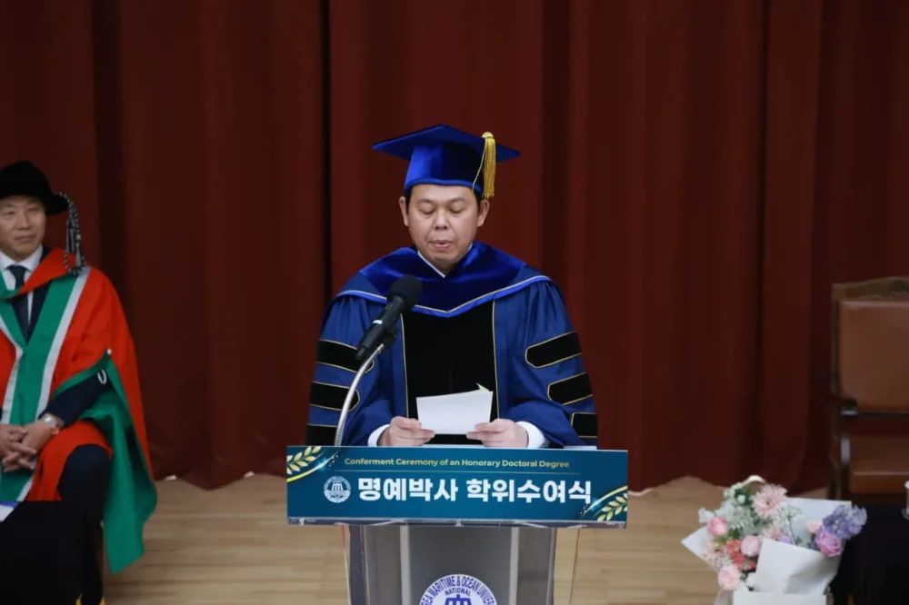 Ketua DPD RI Dianugerahi Doktor Honoris Causa oleh Korea Maritime & Ocean University (KMOU)