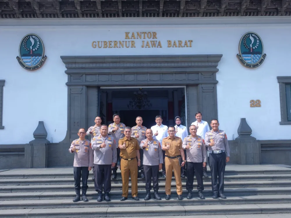 Silaturahmi Kapolda Jabar di Gedung Sate Bahas Stabilitas Keamanan