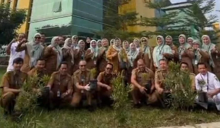 RSUD Otista Laksanakan Gertaman, dr. Yuli: 839 Pohon Ditanam dan Berharap Hijaukan Kawasan Rumah Sakit