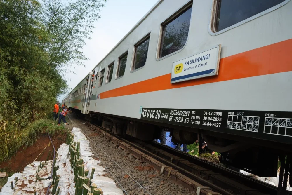 Perbaikan Jalur Kereta Selesai, Perjalanan KA Siliwangi Sukabumi-Cipatat Kembali Normal
