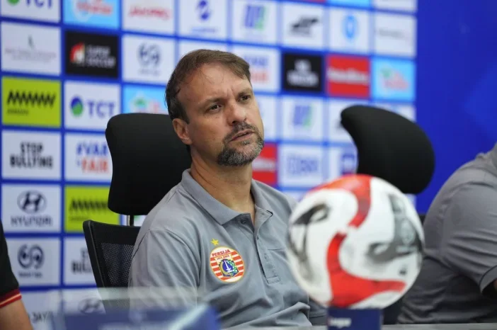Pelatih Persija Pasrah El Clasico Dipindah ke Samarinda