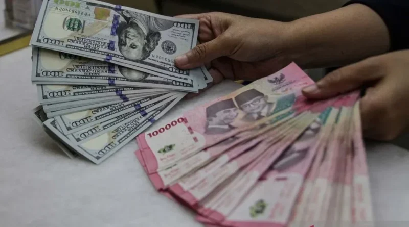 Kurs Rupiah Merosot 45 Poin di Pembukaan Perdagangan Jumat Pagi